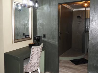 Green Chameleon 2 (Ground Floor)